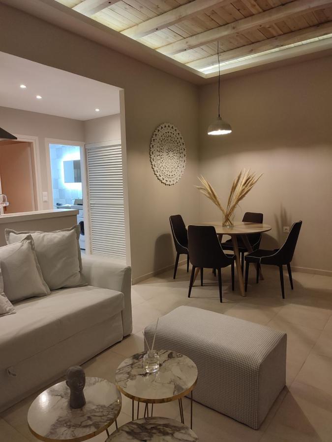 Gratelia Apartment ดัมโนนี ภายนอก รูปภาพ