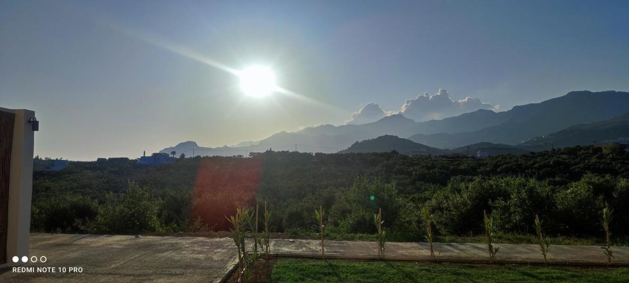 Gratelia Apartment ดัมโนนี ภายนอก รูปภาพ