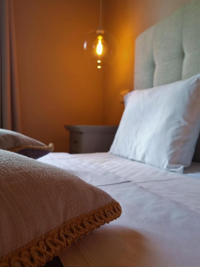 Gratelia Apartment ดัมโนนี ภายนอก รูปภาพ