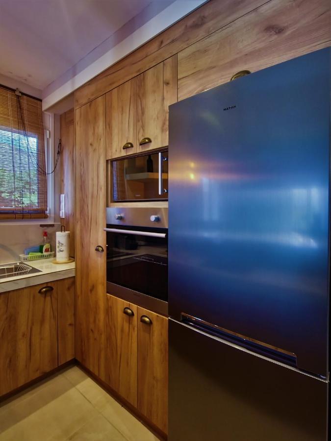 Gratelia Apartment ดัมโนนี ภายนอก รูปภาพ